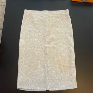 NWOT Grey Roxy Pencil Skirt. Size Medium